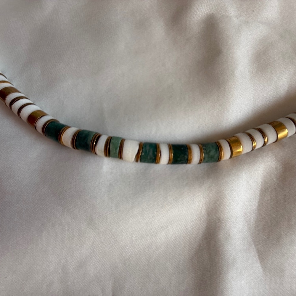 Vintage Heishe Aventurine and Quartz stone and brass necklace 17.5 inches - Picture 9 of 13